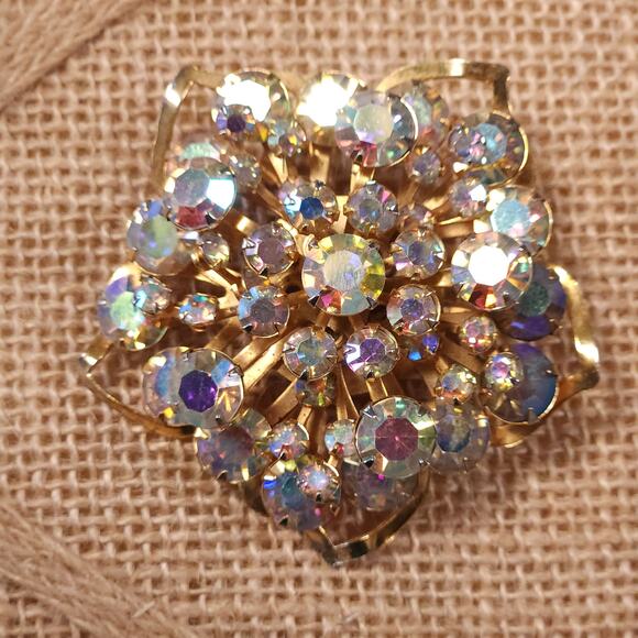 Vintage Floral Rhinestone Pin, Charming Brooch, Vintage Brooch - Picture 6 of 10